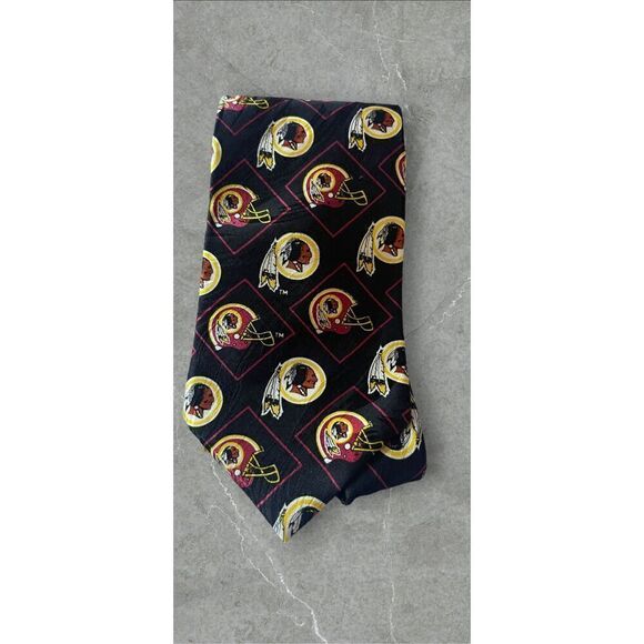 RM Sport Mens Multicolor Washington Redskins Allover Print Neck Tie - Picture 12 of 16